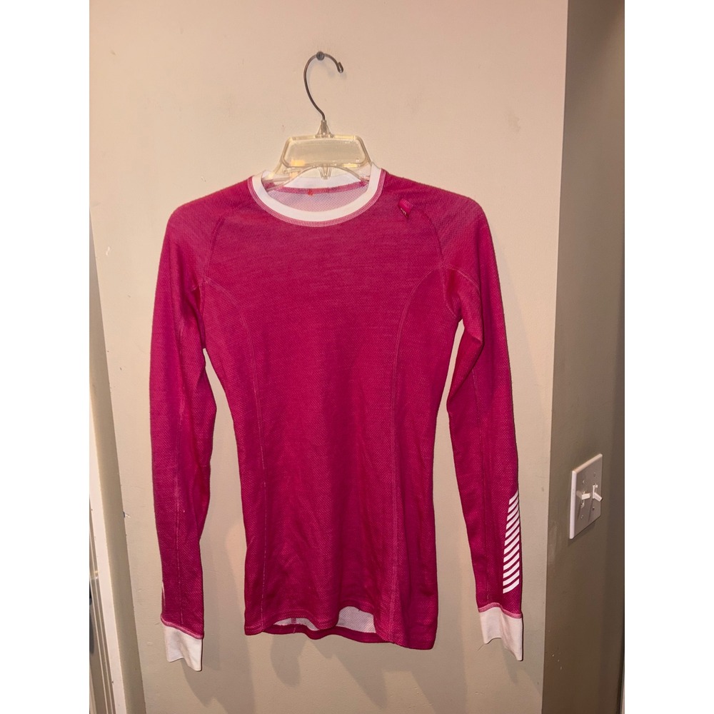 Helly Hansen Lifa Pink Long Sleeve small Base Layer Athletic Top Reflective Trim
